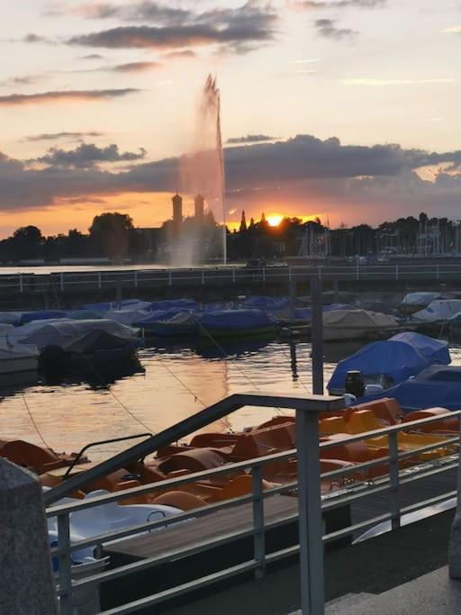 Wohnen Direkt Am Uferpark Mit Grossem Balkon Und Seeblick ฟรีดริชส์ฮาเฟน ภายนอก รูปภาพ